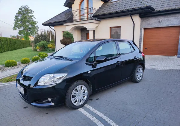 toyota Toyota Auris cena 20000 przebieg: 200000, rok produkcji 2009 z Młynary